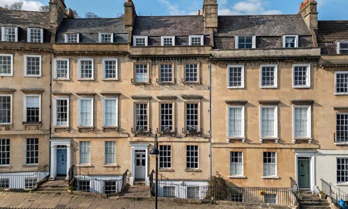 1 Bedroom Apartment For Sale In Walcot Parade, Bath, BA1
