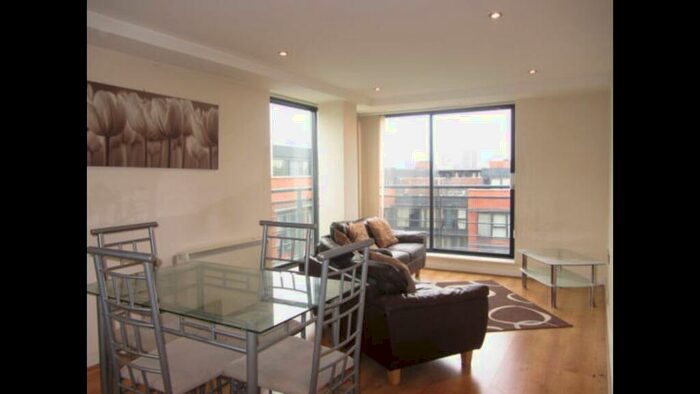 2 Bedroom Apartment To Rent In Avoca Court Bed Furnished With Parking, B12