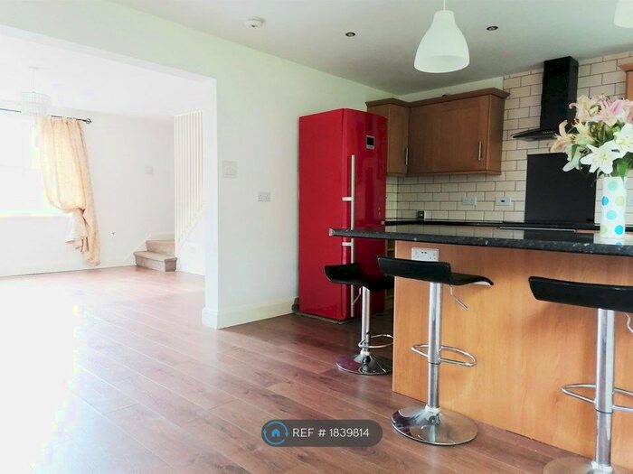 3 Bedroom Terraced House To Rent In Woodpecker Mount, South Croydon, CR0