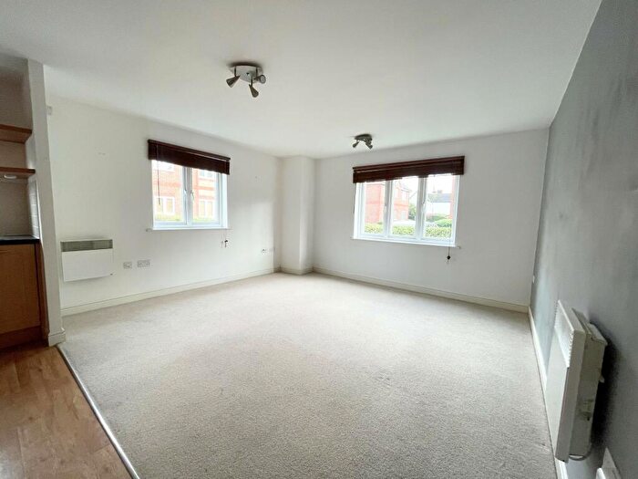 2 Bedroom Apartment To Rent In Crawley Road, Horsham, RH12