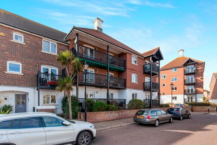 2 Bedroom Flat To Rent In Windward Quay, Sovereign Harbour South, BN23