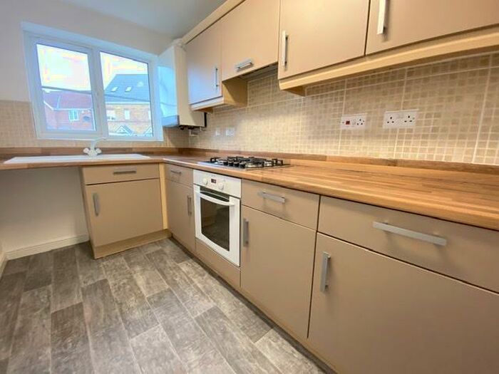 2 Bedroom House To Rent In Kestrel Drive, Mexborough, S64
