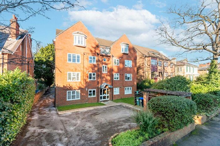 2 Bedroom Apartment To Rent In Mulgrave Road, Sutton, SM2