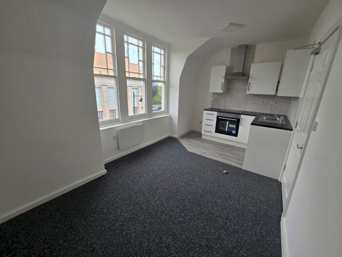 1 Bedroom Flat To Rent In Church Street, Enfield, London, EN2