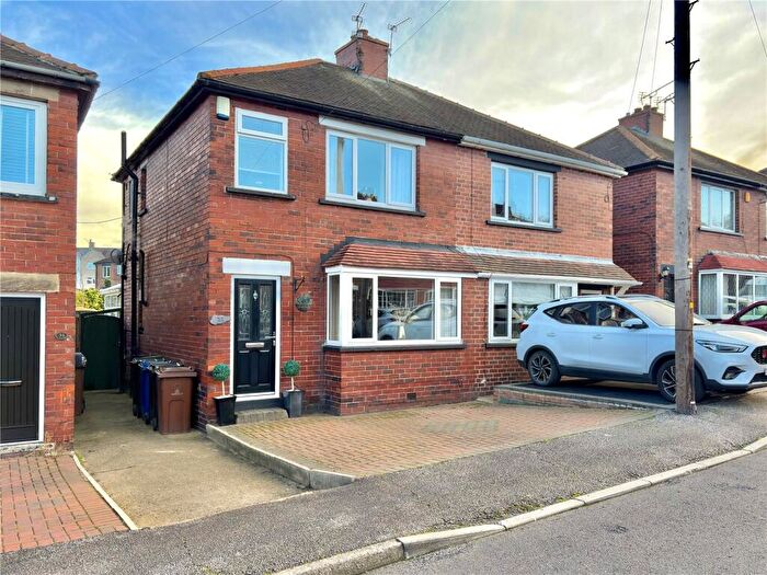 3 Bedroom Semi-Detached House For Sale In Howard Street, Darfield, Barnsley, South Yorkshire, S73