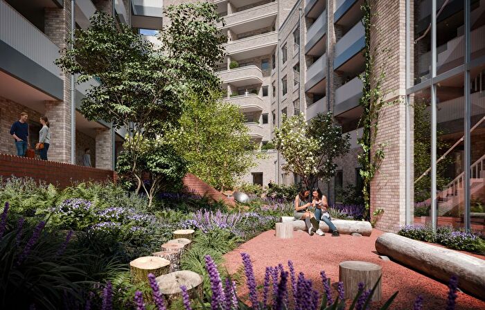 2 Bedroom Flat For Sale In " Bedroom Apartment" At Crogsland Road, Camden, NW1