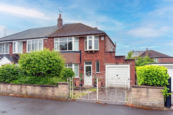 3 Bedroom Semi-Detached House For Sale In Norton Park View, Norton, S8