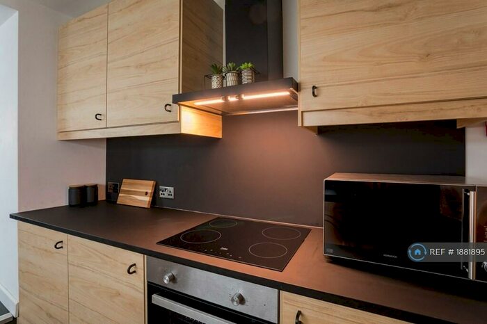 5 Bedroom Terraced House To Rent In Bayview Terrace, Swansea, SA1