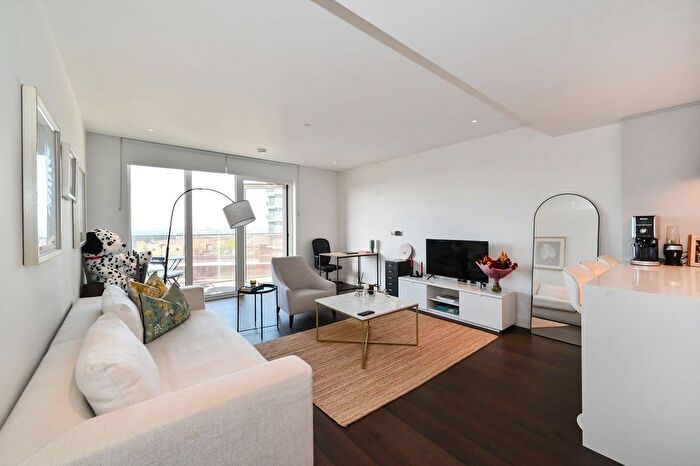 1 Bedroom Flat To Rent In Fountain Park Way, London, W12