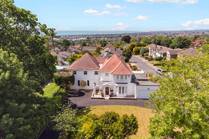 6 Bedroom Detached House To Rent In Dyke Road Avenue Hove, BN3