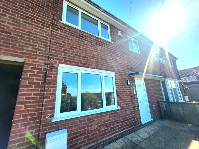 3 Bedroom Terraced House To Rent In , Central Drive Dudley, DY3