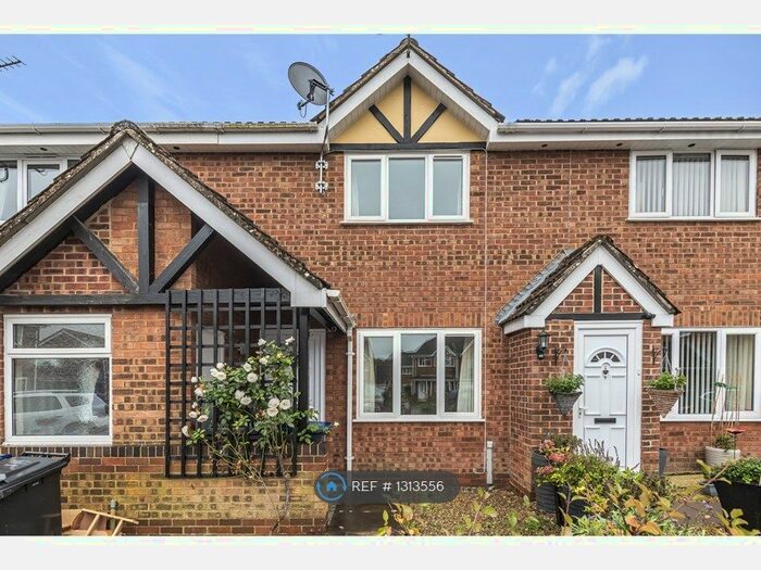 2 Bedroom Terraced House To Rent In Russett Court, Warminster, BA12