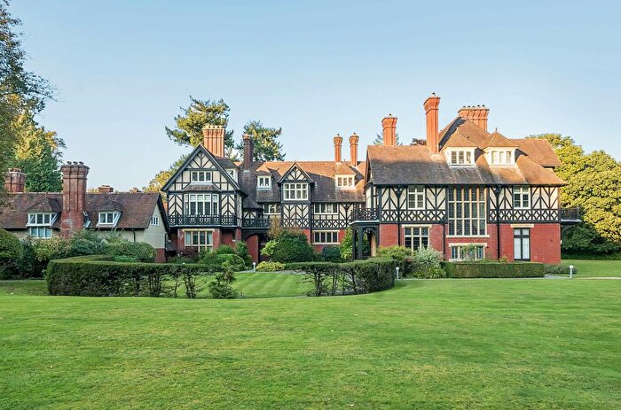 2 Bedroom Flat For Sale In Castle Malwood Lodge, Minstead, Lyndhurst, Hampshire, SO43