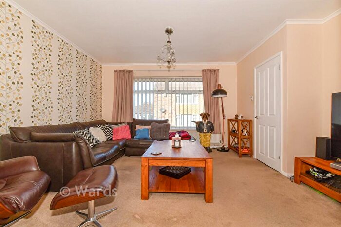 3 Bedroom Semi Detached House For Sale In All Saints Close, Whitstable, Kent, CT5
