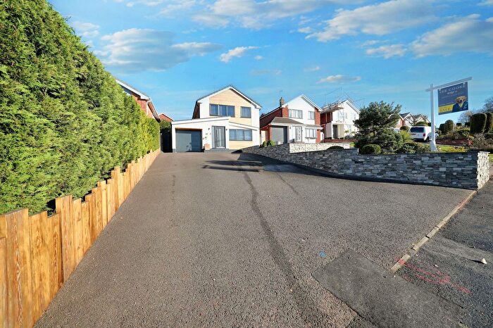 3 Bedroom Detached House For Sale In Stafford Lane, Hednesford, Cannock, WS12