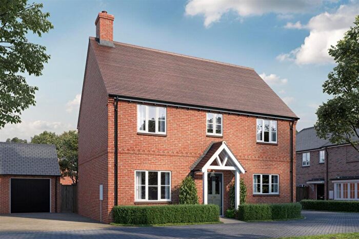 4 Bedroom Detached House For Sale In Tring Road, Wilstone, Tring, HP23