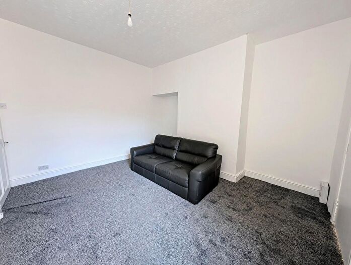 2 Bedroom Flat To Rent In Tamworth Road, Arthurs Hill, Newcastle Upon Tyne, NE4