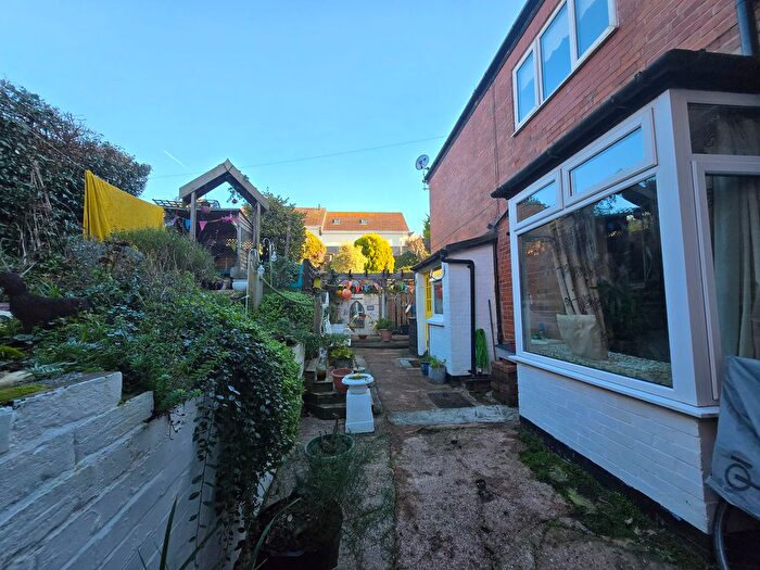 1 Bedroom Flat To Rent In Hazelwood, Budleigh Salterton, EX9