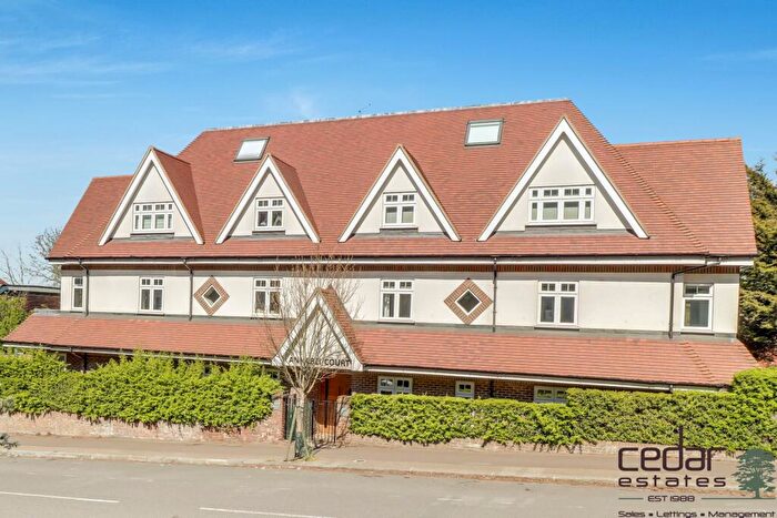 2 Bedroom Flat For Sale In Hodford Road, Child's Hill, NW11