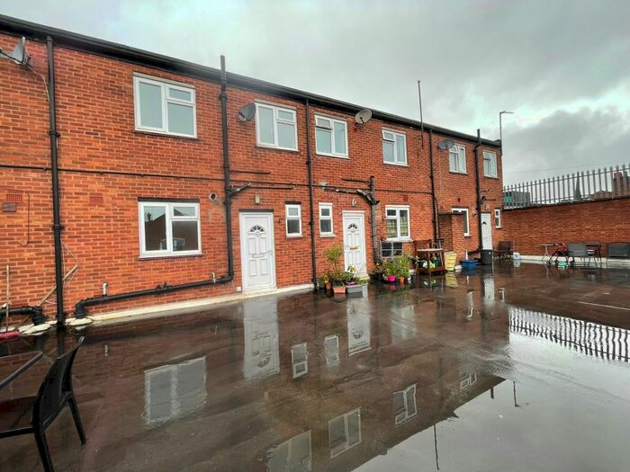 2 Bedroom Flat To Rent In Alcester Road South, Kings Heath, Birmingham, B14