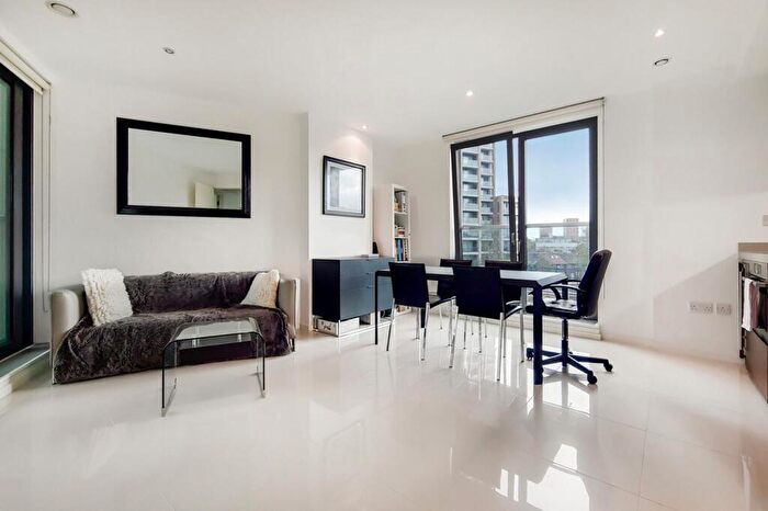 2 Bedroom Apartment For Sale In Baltimore Wharf, London, E14