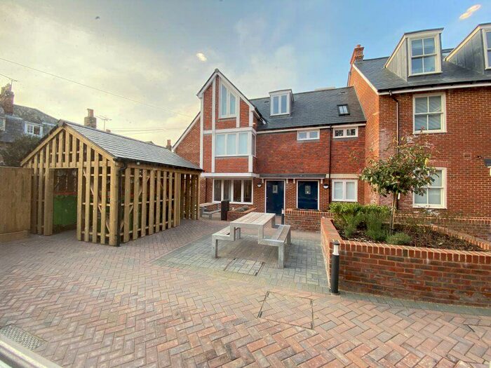 1 Bedroom Flat To Rent In Queningate Court, Canterbury - Ref, CT1