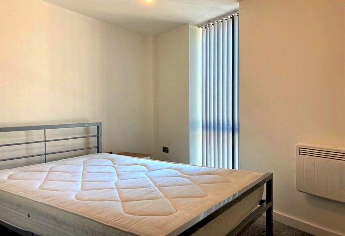1 Bedroom Flat To Rent In Albert Vaults, - Chapel Street, Salford, M3