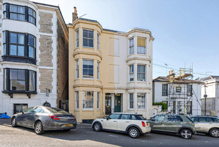 5 Bedroom Semi-Detached House For Sale In George Street, Ryde, PO33