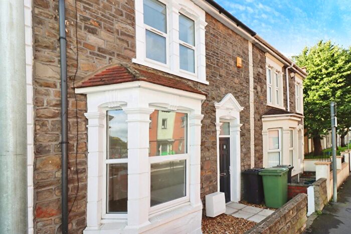 2 Bedroom Terraced House For Sale In Cecil Road, Kingswood, Bristol, BS15