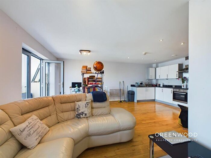 1 Bedroom Apartment To Rent In Quayside Drive, Colchester, Essex, CO2