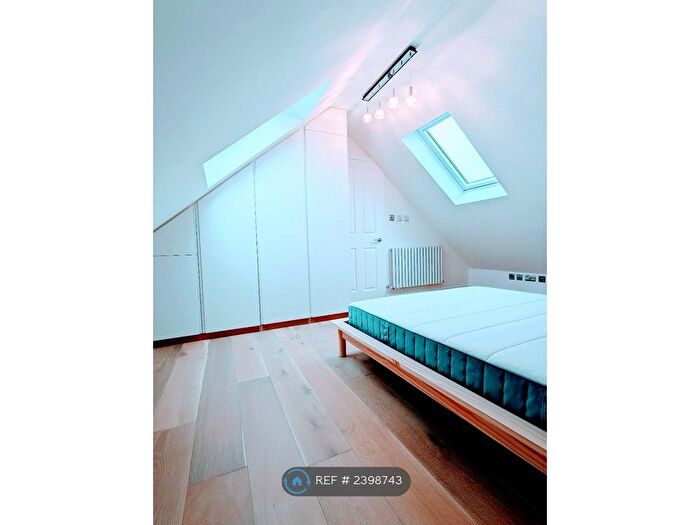 3 Bedroom Flat To Rent In Anson Road, London, NW2