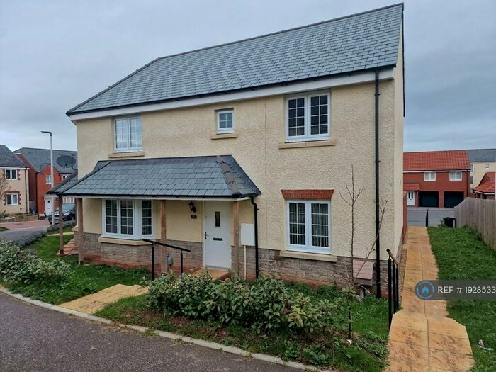 3 Bedroom Semi-Detached House To Rent In Cranbrook, Exeter, EX5