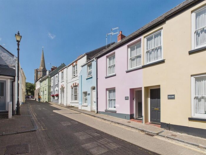 3 Bedroom Terraced House For Sale In Cresswell Street, Tenby, SA70