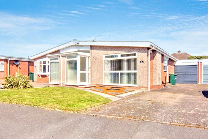 2 Bedroom Semi-Detached Bungalow For Sale In Poolside Gardens, Coventry, CV3