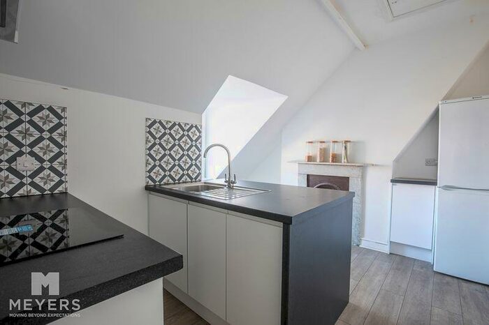 3 Bedroom Maisonette To Rent In Northcote Road, Bournemouth, BH1