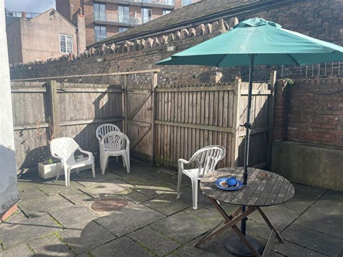 1 Bedroom Terraced House To Rent In Johnny Ball Lane, Bristol, BS2