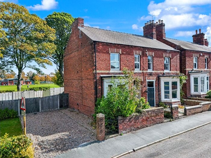 3 Bedroom Semi-Detached House For Sale In Albert Road, Wellington, Telford, Shropshire, TF1