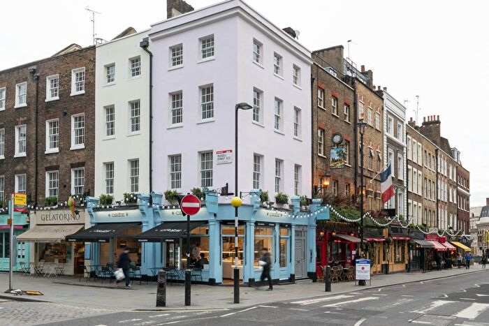 1 Bedroom Flat To Rent In Russell Street, London, WC2B