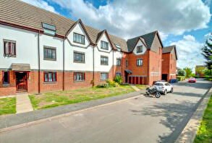 1 Bedroom Flat To Rent In Allington Close, Greenford, UB6