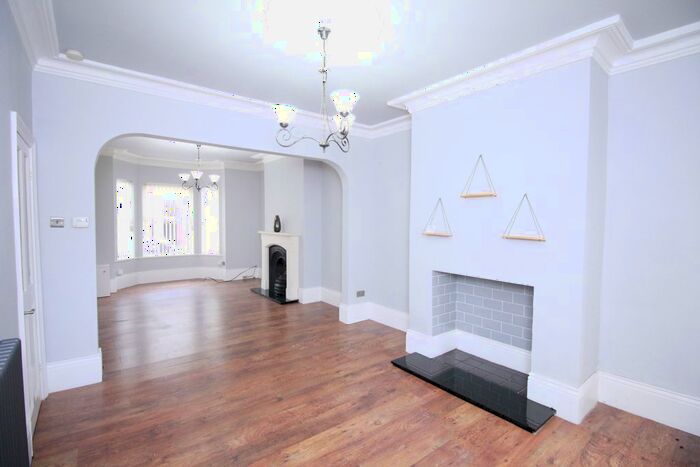 3 Bedroom Property To Rent In Century Road, Retford, DN22