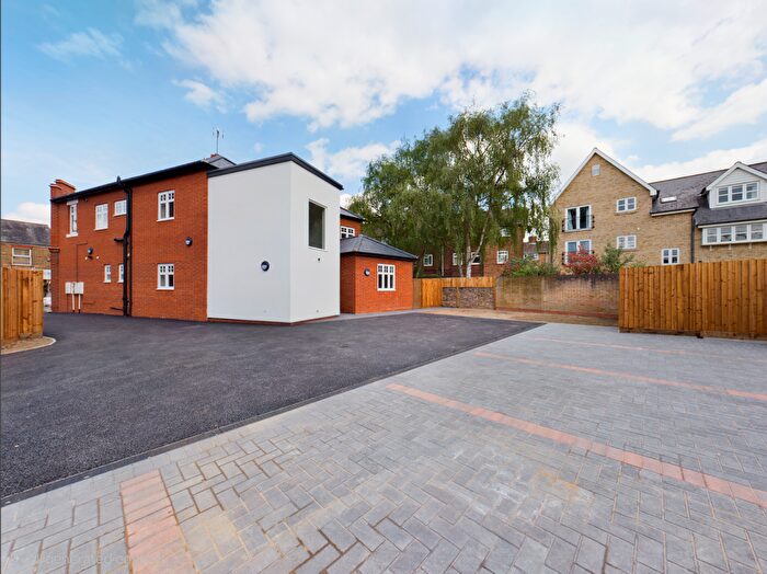 1 Bedroom Flat For Sale In New Writtle Street, Chelmsford, Essex, CM2