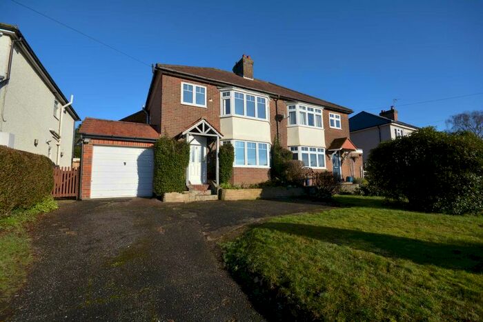 4 Bedroom Semi-Detached House To Rent In Chequers Hill, Amersham HP7