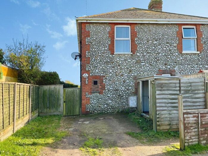 3 Bedroom Semi-Detached House For Sale In Newport Road, Ventnor, Isle Of Wight, PO38