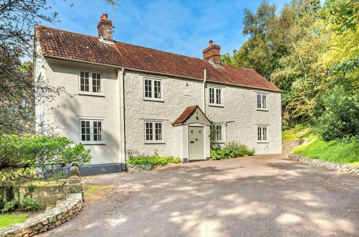 4 Bedroom Detached House For Sale In Shute, Axminster, Devon, EX13