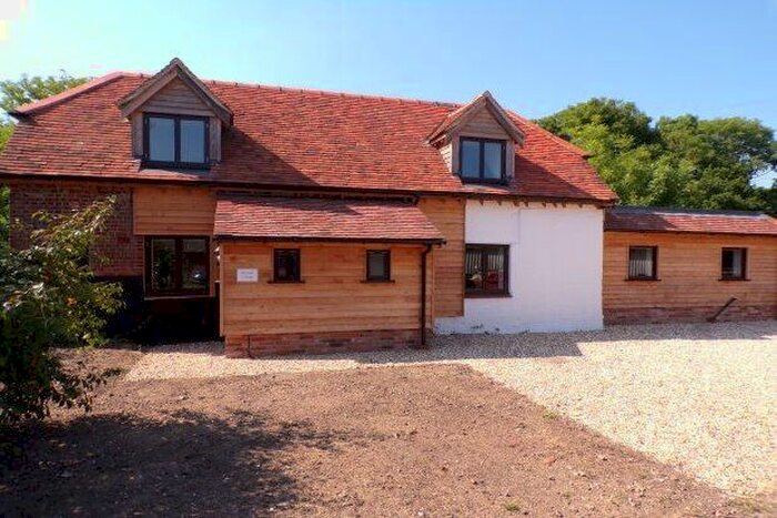 3 Bedroom Property To Rent In Bury Road, Southampton, SO40