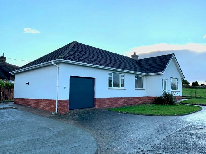 3 Bedroom Bungalow To Rent In Monkokehampton, Winkleigh, EX19