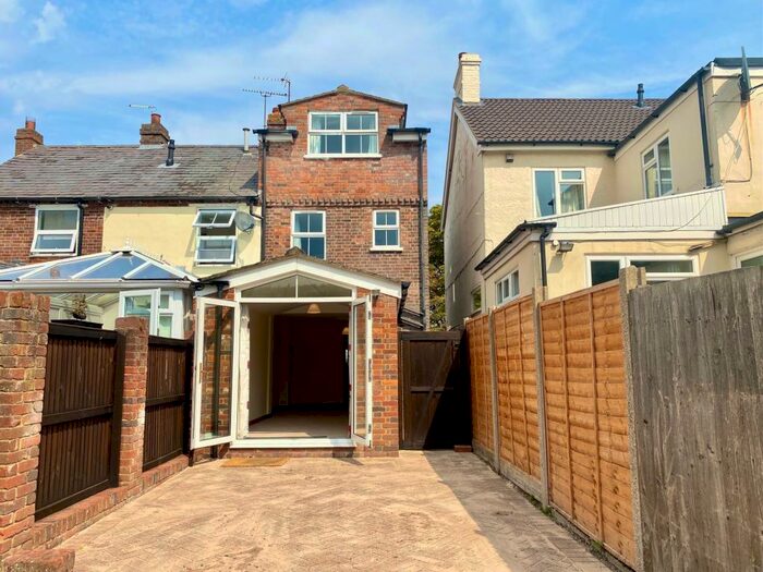 2 Bedroom House To Rent In Buckland Wharf, Buckland, Aylesbury, HP22