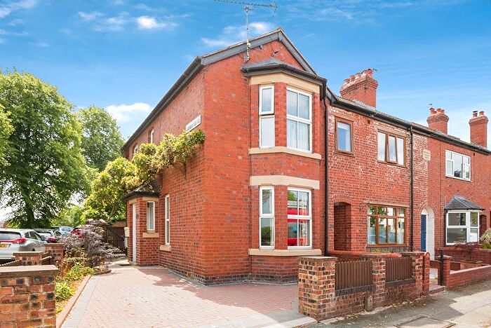 2 Bedroom End Of Terrace House For Sale In Jennings Road, Oswestry, Shropshire, SY11