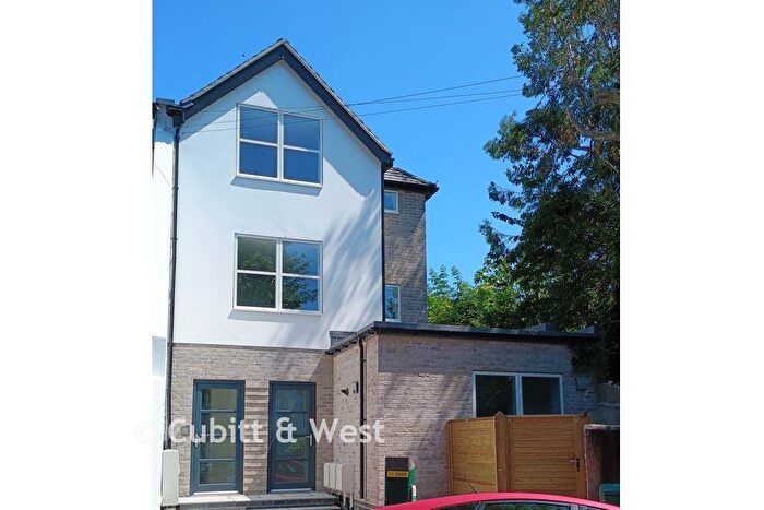 2 Bedroom Flat For Sale In Lowther Road, Brighton, East Sussex, BN1