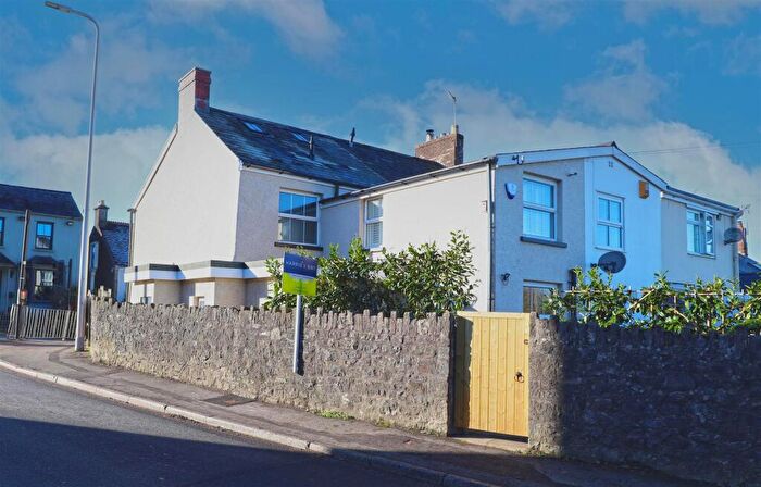 3 Bedroom Town House For Sale In Eastgate, Cowbridge, CF71